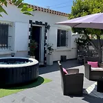 Key Largo 2p Avec Pkg Clim Grande Terrasse Avec Jacuzzi Proche Port Et Bandol