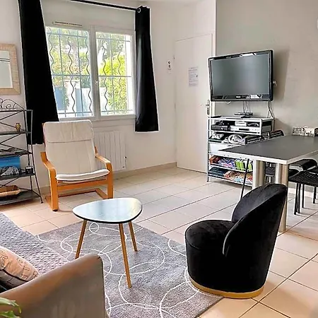 Key Largo 2p Avec Pkg Clim Grande Terrasse Avec Jacuzzi Proche Port Et Tatil Evi Bandol