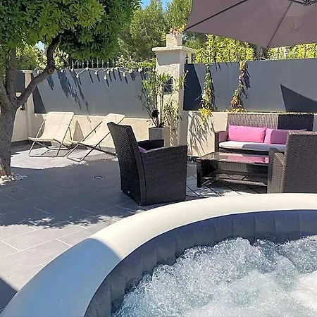Tatil Evi Key Largo 2p Avec Pkg Clim Grande Terrasse Avec Jacuzzi Proche Port Et Bandol